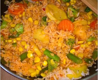 Szybki obiad. Pikantny ryż z warzywami.