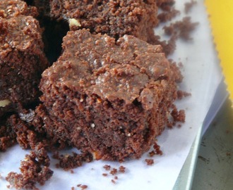 how to make eggless chocolate brownie at home