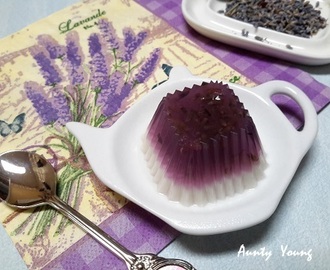 椰香薰衣草燕菜 (Lavender with Coconut Milk Jelly)