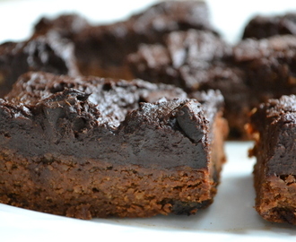 Healthy Brownie Recipe (Satisfy Those Sweet Cravings!)