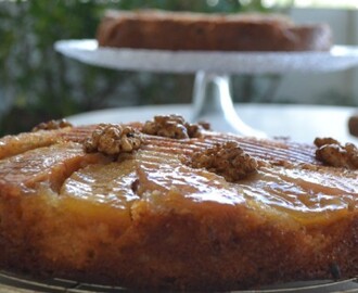 Ανάποδο κέικ με μήλα και κυδώνια, από την Ιωάννα Σταμούλου και το sweetly!