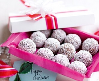 Χριστουγεννιάτικα σοκολατένια τρουφάκια με ζαχαρούχο γάλα και ινδοκάρυδο