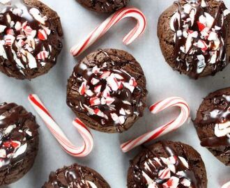 PEPPERMINT MARSHMALLOW HOT CHOCOLATE COOKIES