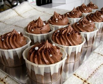 Glacê de Chocolate para Bolos e Cupcakes
