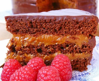 Torta de Chocolate y naranja rellena de Dulce de Leche y Mascarpone