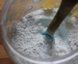 How to Make Icing Sugar at Home - Powdered Sugar Recipe - Homemade Confectioners Sugar Recipe