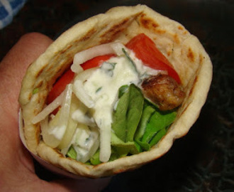 SOUVLAKI (shawarma griego)