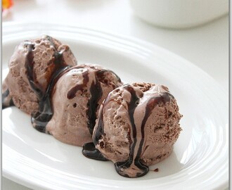 Chocolate Ice Cream (Home Made without Ice cream Maker)