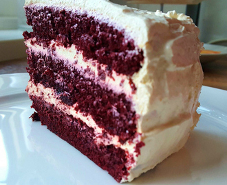 American Red Velvet cake