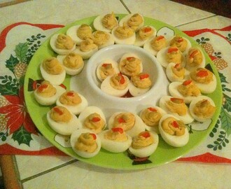 Huevos rellenos con paté