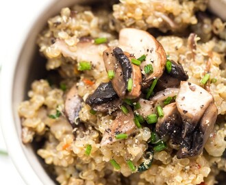 risotto de quinoa com cogumelos e espinafres, uma receita saudável para um jantar especial