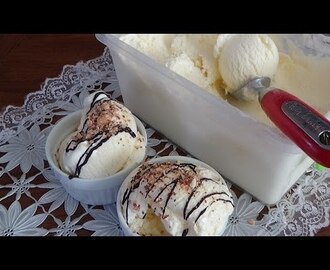 Crème glacée à la vanille / كريمة مثلجة بالفانيلا بدون آلة