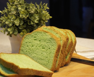 Bread Maker Fun : Pandan Loaf 自制香兰面包