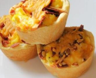 BACON, EGGS AND CHEESE BREAKFAST CUPS