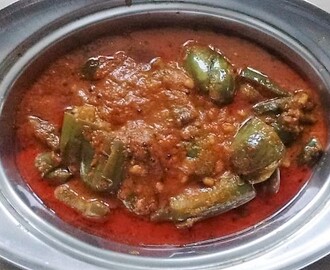 Vankaya Ulli Kharam ( Spicy Brinjal in Onion Gravy )