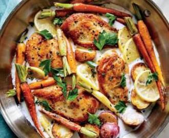 SKILLET CHICKEN WITH ROASTED POTATOES AND CARROTS