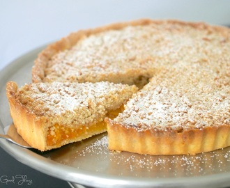 Apricot tart with macadamia and almond crumble