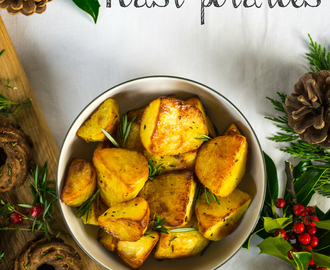 Christmas Dinner Recipe: Garlic & Rosemary Roast Potatoes