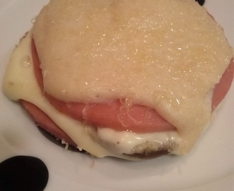 Mini-lasaña de jamón york y queso