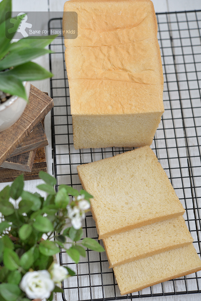 Japanese Shokupan Condensed Milk Sandwich Bread - Recipe Two: Soft, White and Chewy!