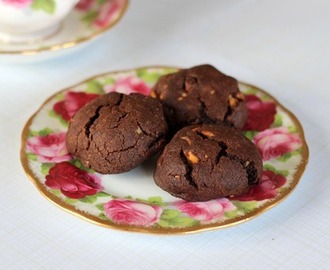 Chocolate Chip + Macadamia Cookies