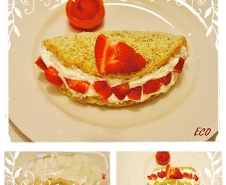 Sweets Omelette/オムレツ型スウィーツ/เค้ก