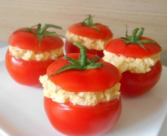 Tomates farcies au thon & œuf dur