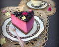 Cheesecake mit Blaubeeren und Lavendel