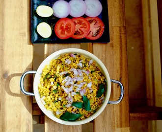 Thattukada Style Green Peas Egg Stir Fry/Peas Mutta Thoran