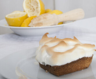 Healthy lemon meringue pie