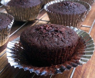 Rich Chocolate Cupcakes (Wheat, Egg, Dairy, Fructose Free)