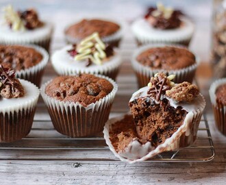 Christmas Cake Muffins with Sugared Pecans