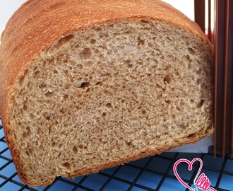 Wholewheat/ Wholemeal Bread That Stay Soft For Days 不会变硬的全麦面包