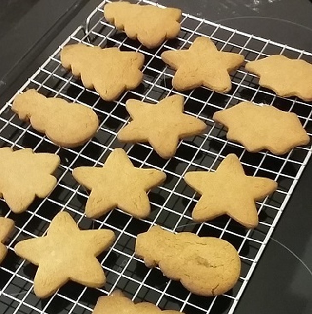 Baking Christmas biscuits