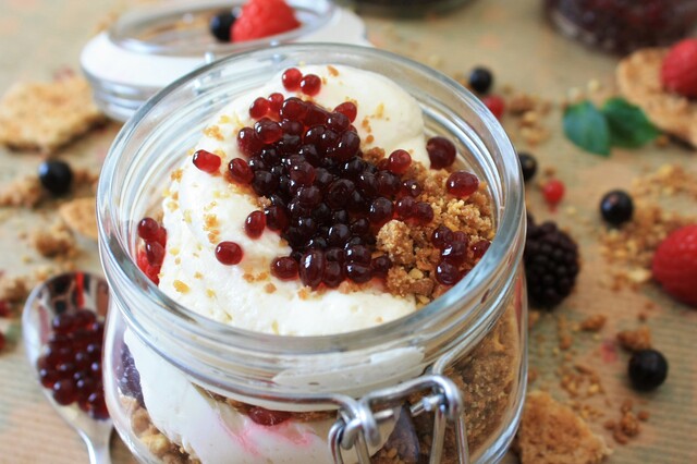 Cheesecake in a Jar with Fruits "Caviar"