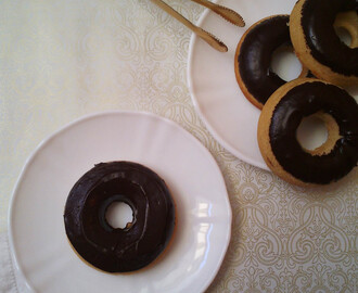 Mini Donuts de canela con chocolate al horno