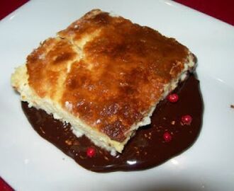 Tarta de queso fresco y mascarpone con salsa de chocolate a la pimienta rosa. paso a paso