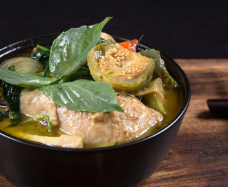 Instant Pot Thai Green Curry Chicken