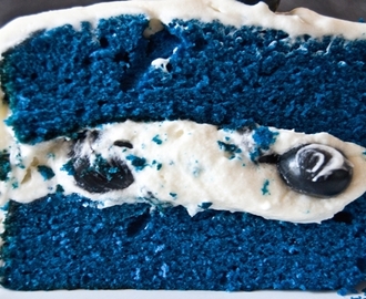 Bolo de Veludo Azul (Blue Velvet Cake)