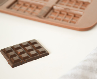 Zelf pure chocolade maken zonder geraffineerde suiker