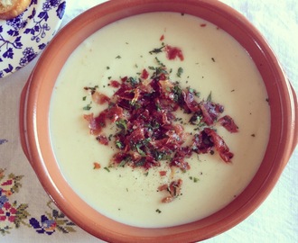 Leek and Potato Soup with Crispy Prosciutto and Roasted Garlic Croutons