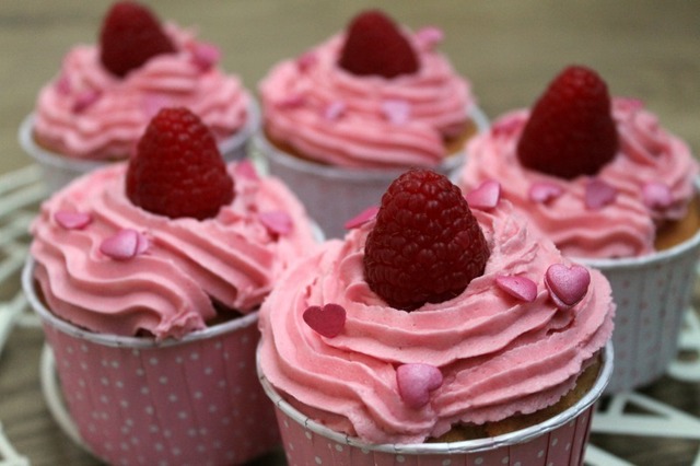 Vanilla Cupcakes with Raspberry Buttercream, perfect for your Valentine