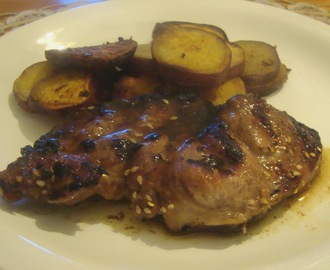 Hoy, en A la Paula: Bondiola de Cerdo Al Fernet con Batatas al rojo vivo