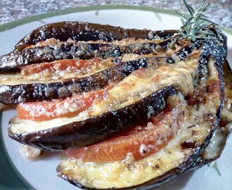 Berenjenas al horno con tomate y mozzarella – Melanzane al forno con pomodoro e mozzarella
