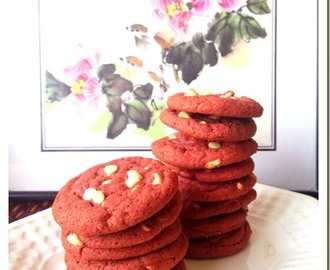 Don’t Worried, I Am Using Natural Colour To Prepare These Cookies–Red Velvet White Chocolate Chips Cookies (天然红色天鹅绒饼干）
