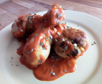 Muslos de pollo en salsa de pimientos – Pollo ai peperoni