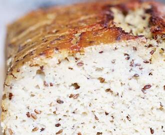 Pane di Quinoa con Lievito Madre e Semi di Lino