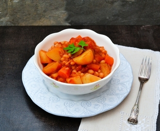 Slow Cooker Potato and Haricot Bean Casserole (vegan crockpot recipe)
