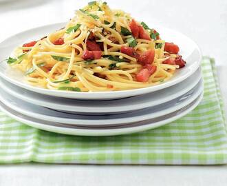 Snelle spaghetti carbonara - Recept - Allerhande