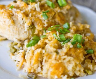 Cheesy Asparagus Chicken and Rice Casserole